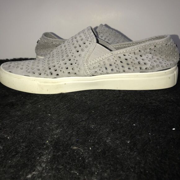 Steve Madden Odonna Gray Cut Outs Slip On Shoe Women’s Size 8 US UK6 Eur39 - Picture 9 of 10